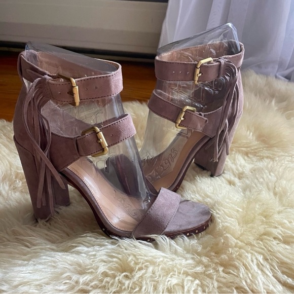 Vince Camuto Shoes - Vince Camuto suede shoes.